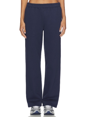 WellBeing + BeingWell WILDE 毛衣 藏青色 美式休闲风REVOLVE小