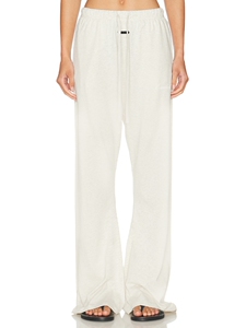 Fear of God ESSENTIALS 运动裤 26早秋新品 revolve小众新款