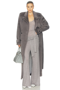 Helsa 环保皮草大衣静奢风老钱风正肩廓形外套REVOLVE小众新款