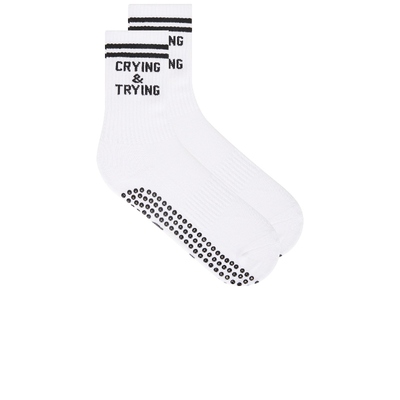 [冬季新品]Souls. Crying ＆ Trying Grip Socks 白色REVOLVE