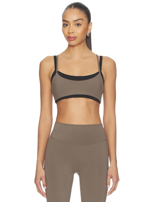 FORM LAYERED SPORTS BRA 叠层运动文胸 revolve小众新款