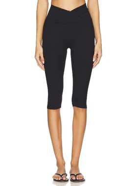 [冬季新品]YEAR OF OURS 黑色运动复古风REVOLVE