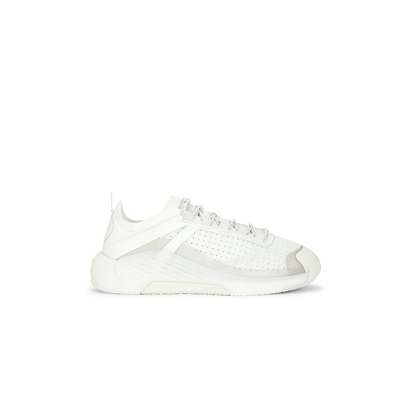 adidas by Stella McCartney白色运动鞋休闲风休闲球鞋REVOLVE