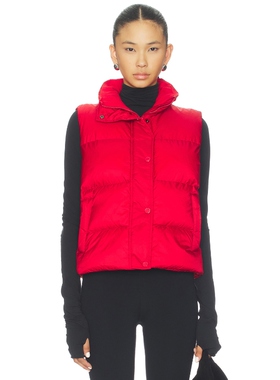 [春节穿搭]Beyond Yoga BIG COZY背心红色运动复古风REVOLVE新款