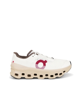 On CLOUDMONSTER 运动鞋 revolve小众新款 象牙白