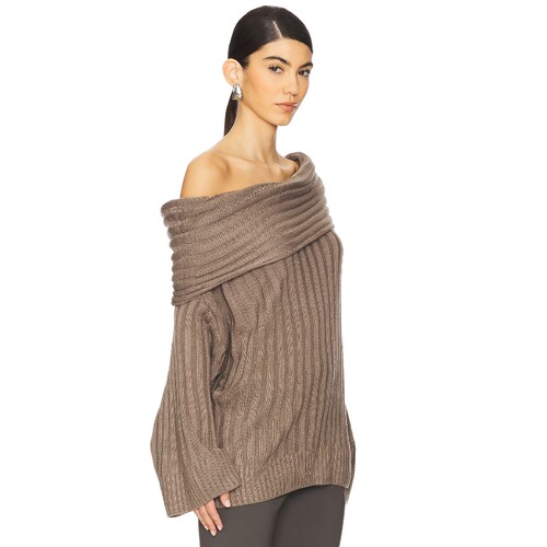 WeWoreWhat OVERSIZED OFF SHOULDER 毛衣 26春夏新品 revolve小