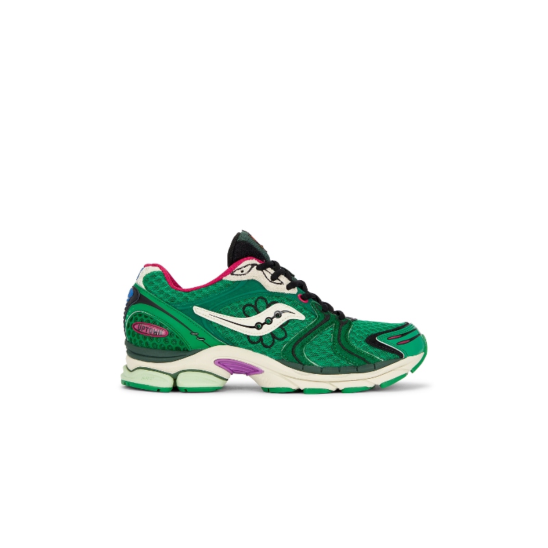 Saucony 索康尼 PROGRID TRIUMPH 4 运动鞋 绿色REVOLVE小众新款