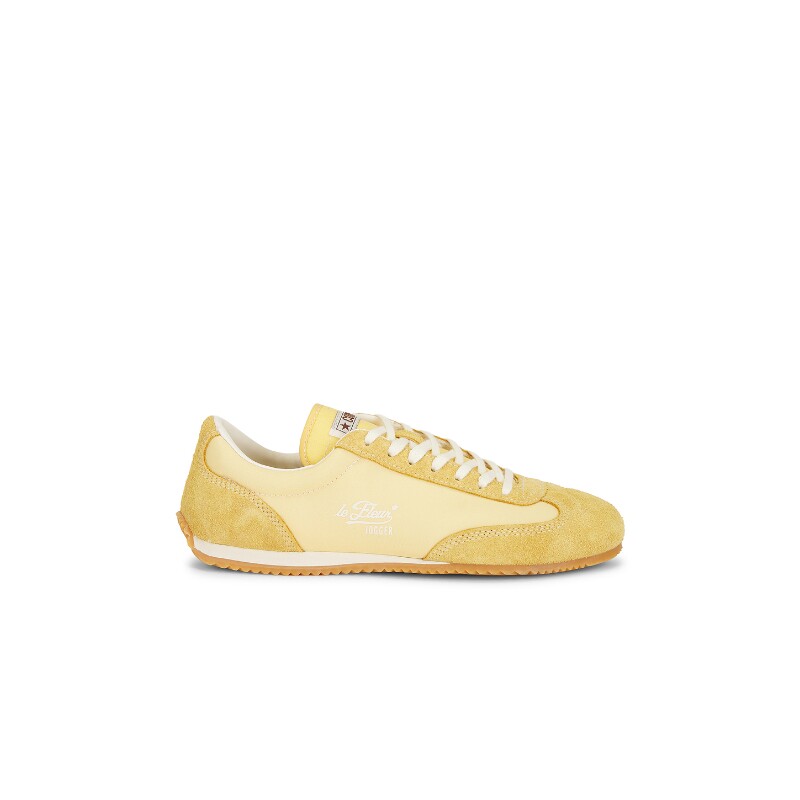 Converse淡黄色麂皮运动鞋系带运动板鞋百搭早秋新品REVOLVE
