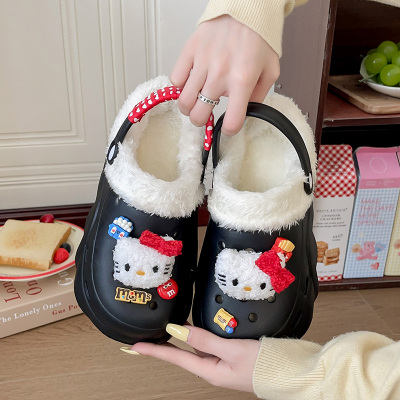 黑色加绒洞洞鞋女款2025