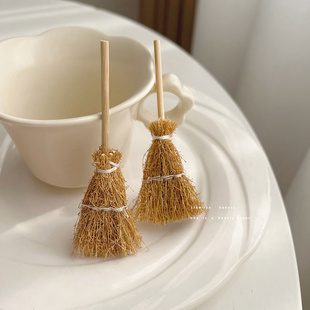 搞怪创意仿真扫把鸭嘴夹少女童可爱侧边刘海头发夹子网红发卡头饰