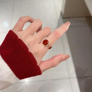 红色几何方糖开口戒指女小众设计可调节指环甜美食指戒新年手饰品