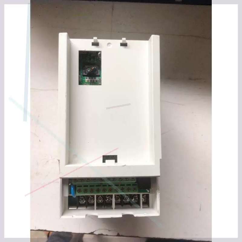 议价GODBELL.1.5千瓦220伏变频器一台