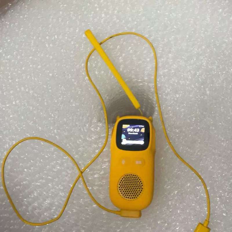 议价请牛听听超记牛4G早教机,黄色款可维修