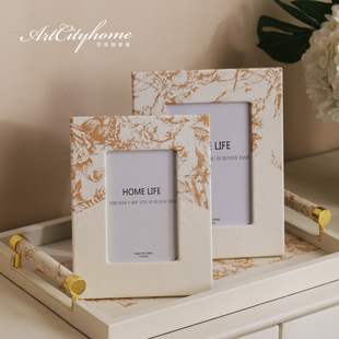 现代奶油风印花皮革相框轻奢艺术感卧室床头柜桌面装饰品摆台摆件