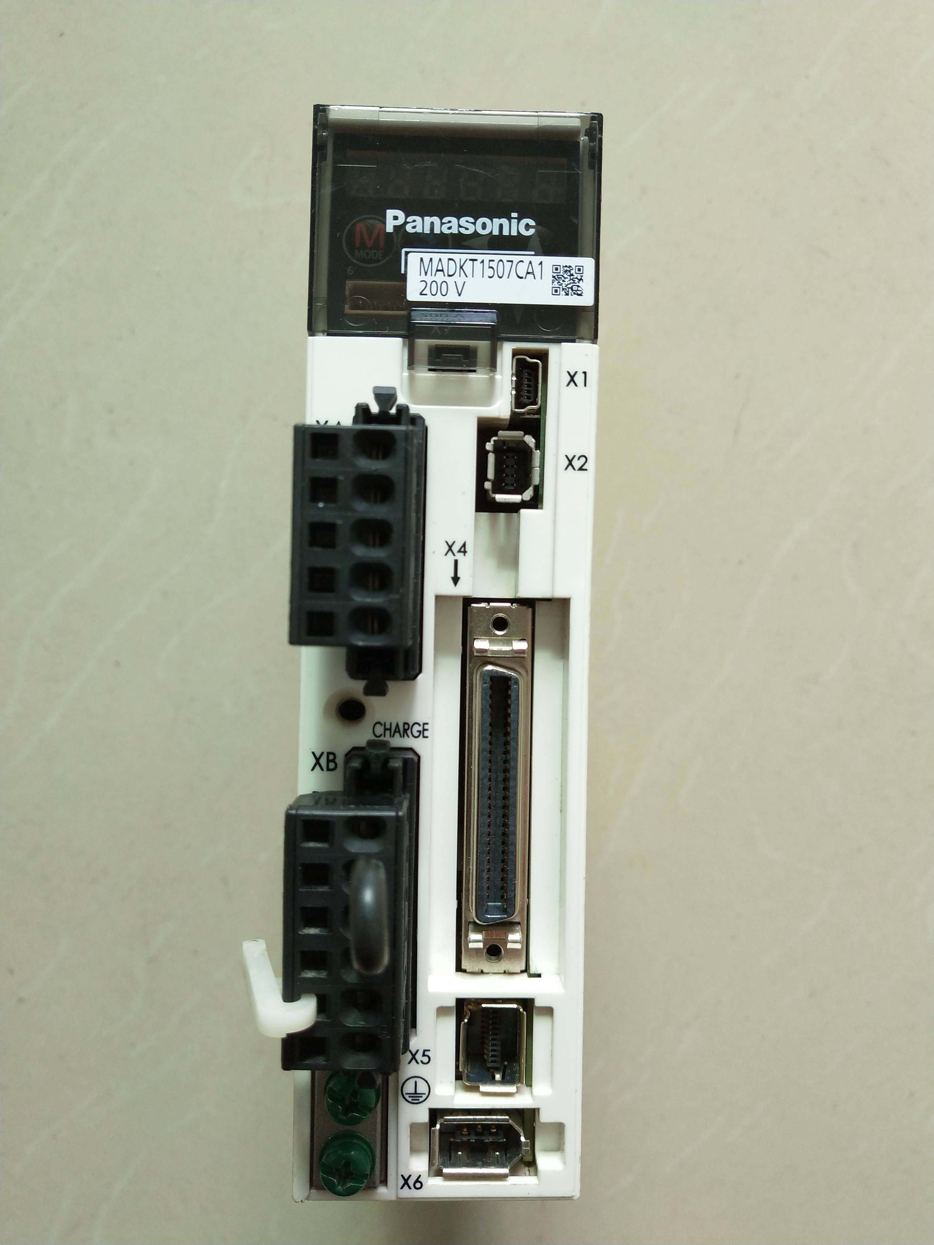 *madkt1507ca1松下a5ii 200w伺服驱动器9成新