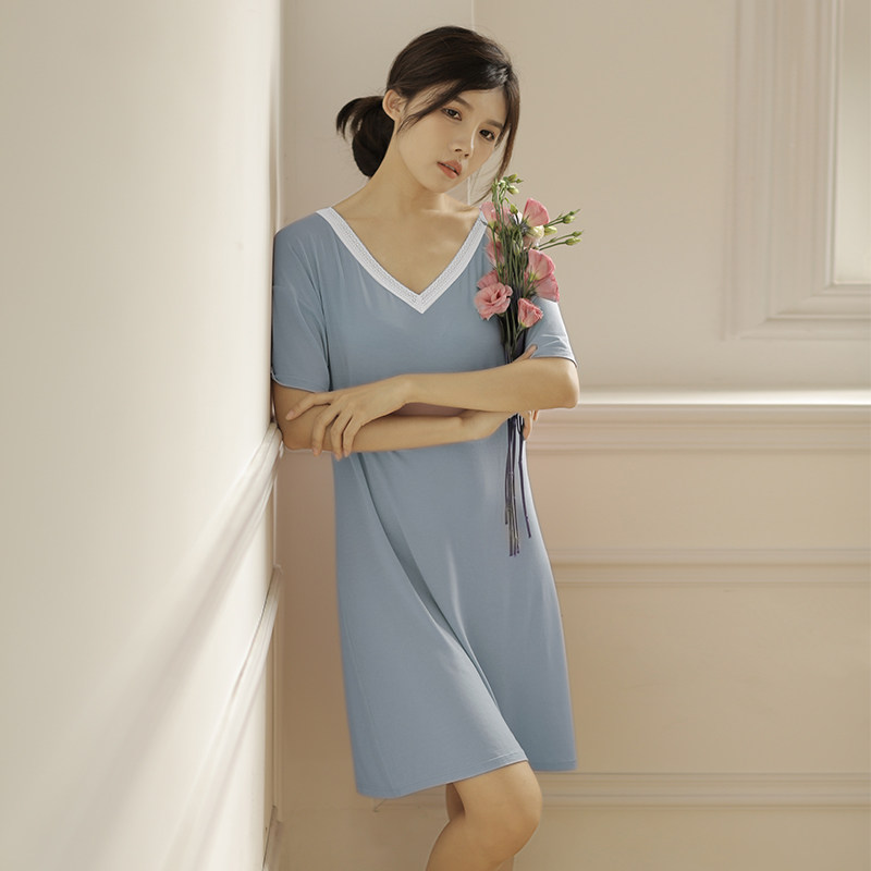 觅丝【裸感】60S天丝莫代尔女士睡裙V领短袖宽松睡衣带胸垫家居服