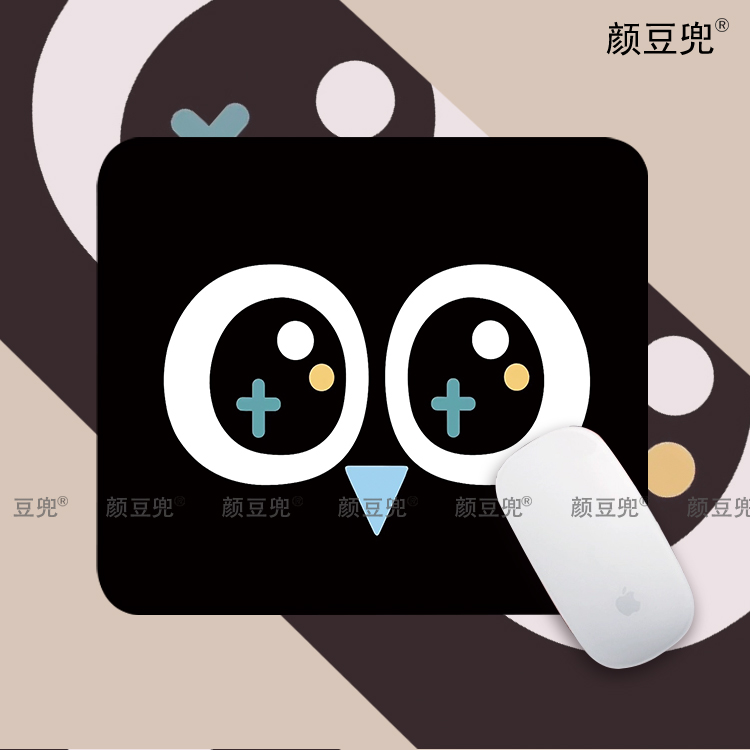 罗小黑趣味鼠标垫小号锁边学生学习专用耐磨便捷电脑键盘桌垫加厚