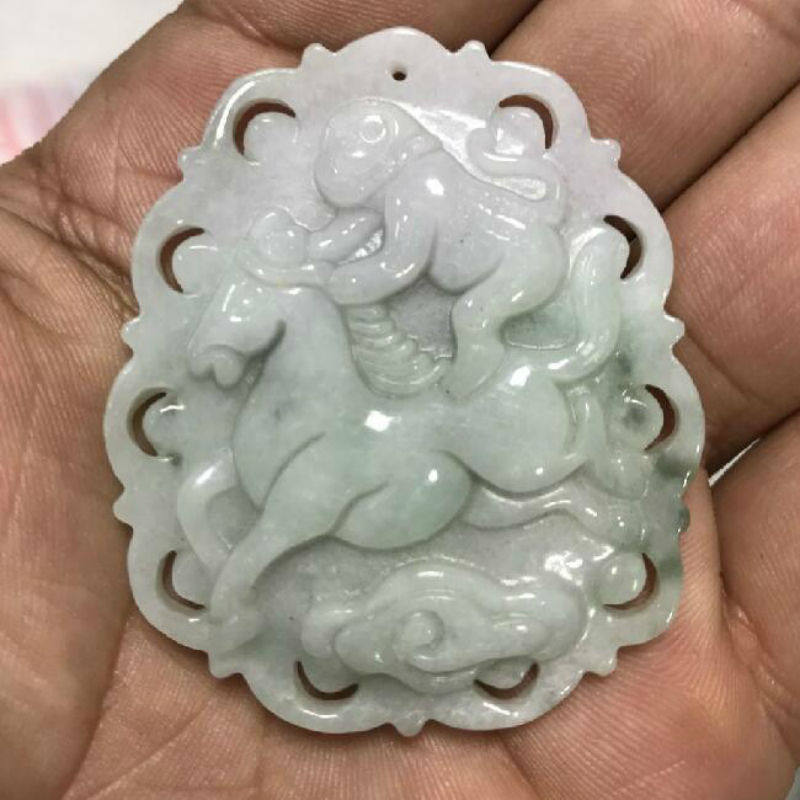 天然翡翠玉石生肖马上封侯马上好时候豆青玉挂件玉项坠吊坠