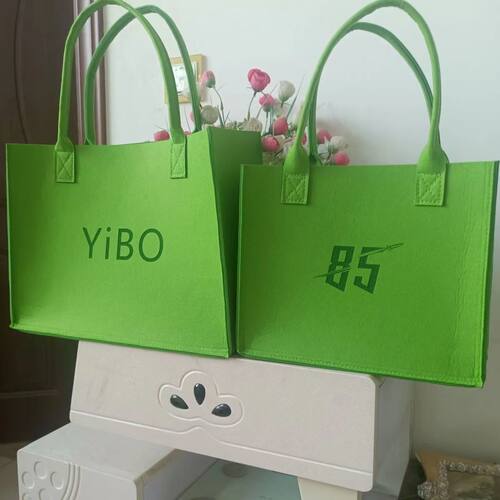 订制礼品包YiBO粉丝包绿色成毅oo毛毡手提包简约字母百搭手提包