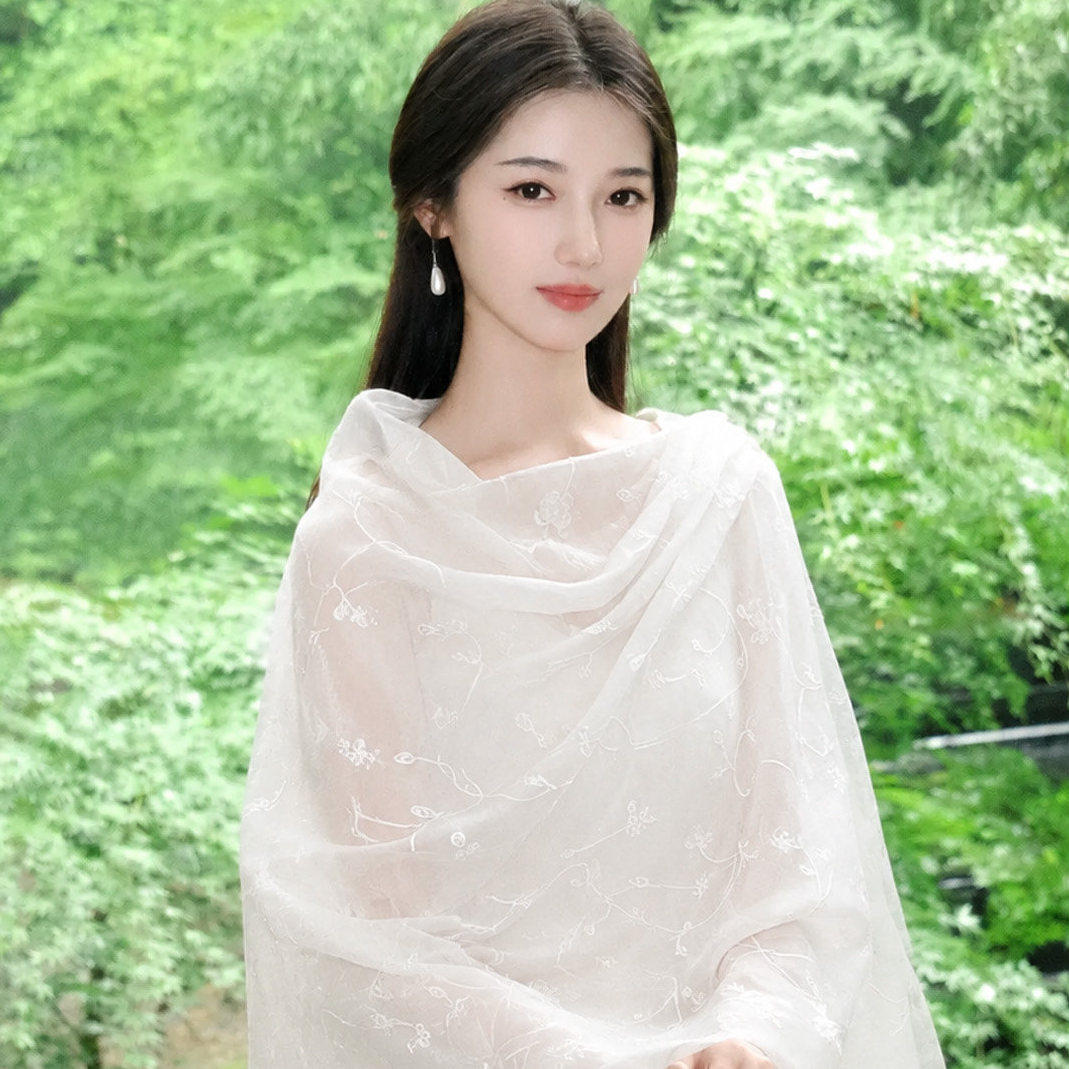 韩版白色刺绣盘扣披肩外搭女海边