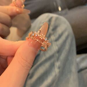 显手白蝴蝶戒指ins锆石轻奢女