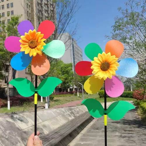 向日葵七彩风车儿童手持户外玩具春游拍照道具公园地摆摊网红装饰
