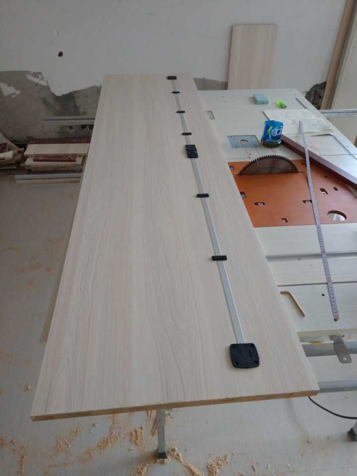 柜门拉直器免开槽衣柜门板免开槽拉直器实木橱柜门可调节明装门板