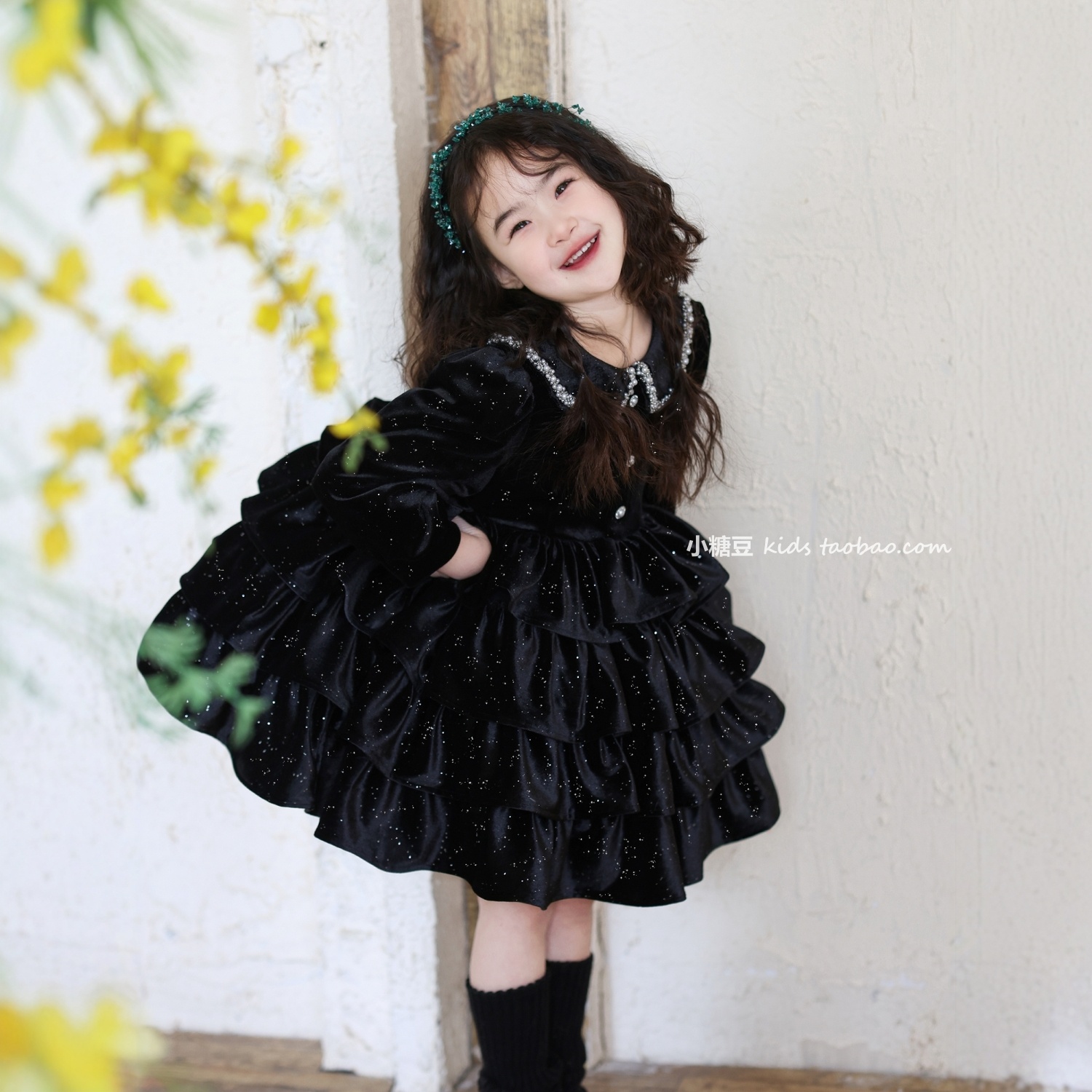 女童黑色闪闪丝绒蛋糕裙连衣裙