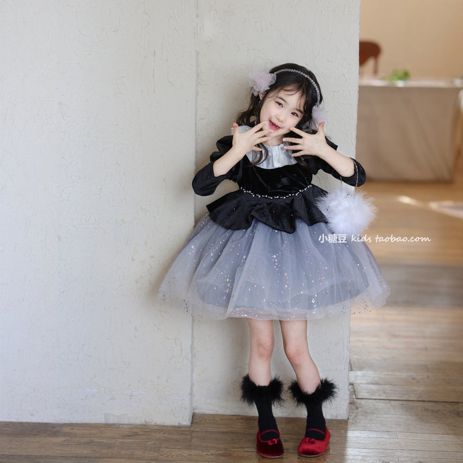 女童黑色丝绒亮片网纱裙