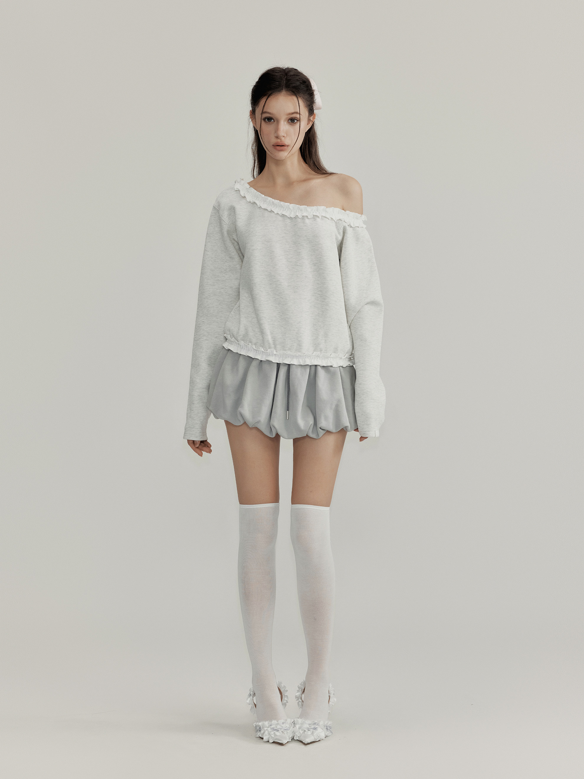 Nomeansno Air Layer Gray Ruffle Shoulder Sweatshirt - Product image 3