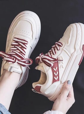 024爆款厚底休闲运白动鞋女春秋时尚2新款搭小众81746百跑步小板
