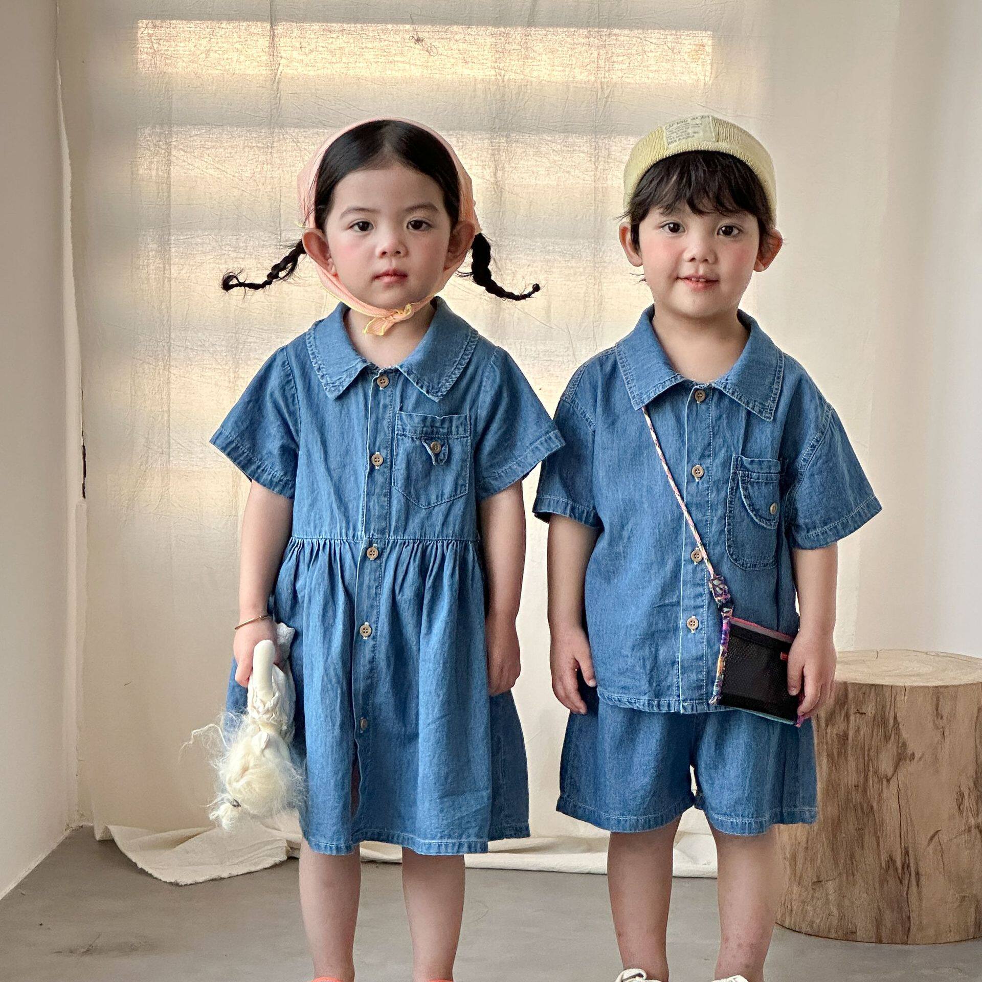 儿童夏季牛仔套装男童2026新款夏装宝宝洋气女童衬衫连衣裙兄妹装