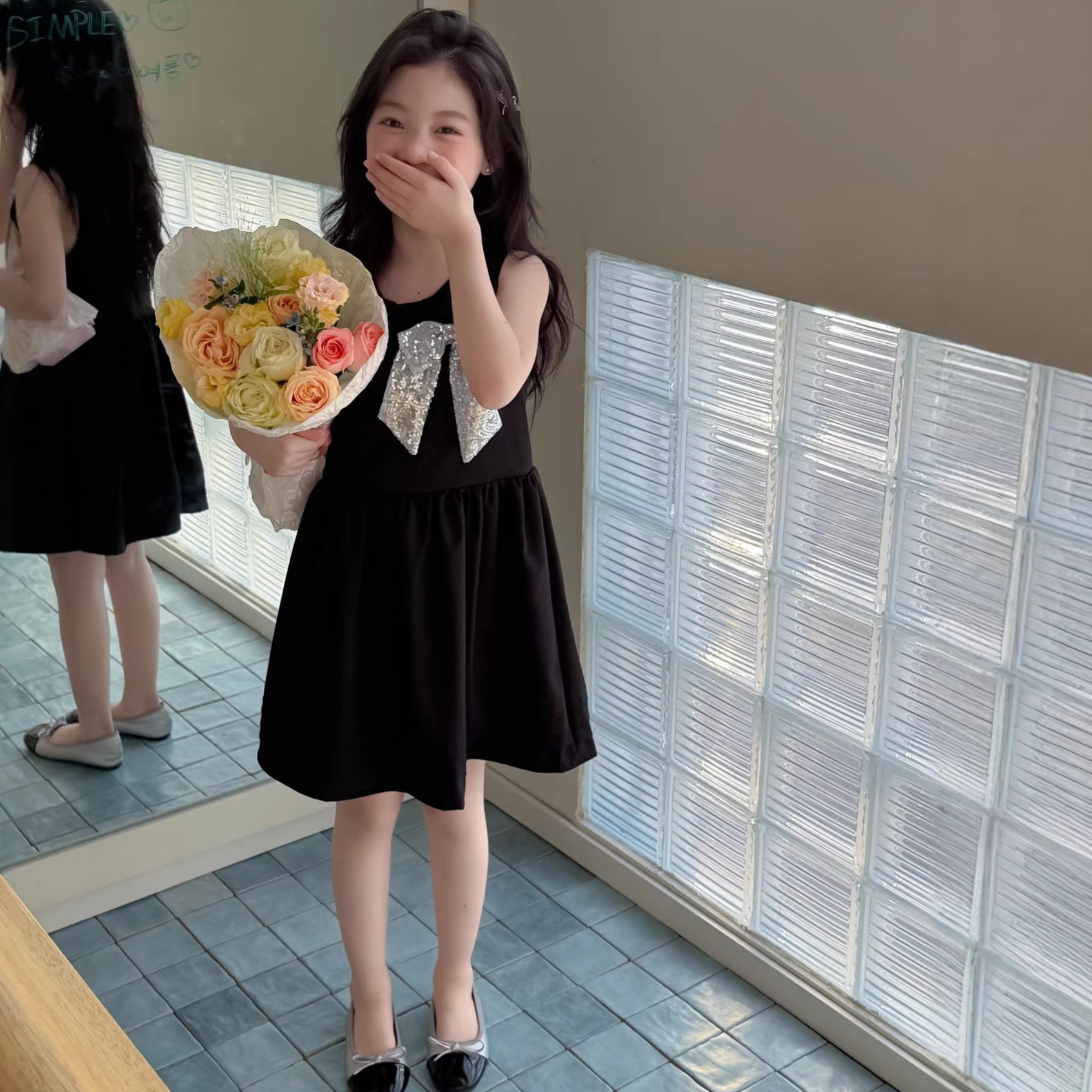 女童黑色无袖连衣裙2026夏儿童亮片大蝴蝶结公主裙韩系生日宴会裙