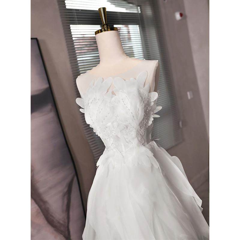 白色晚礼服裙轻奢高端年会高级感小个子生日超仙订婚领证小白裙女