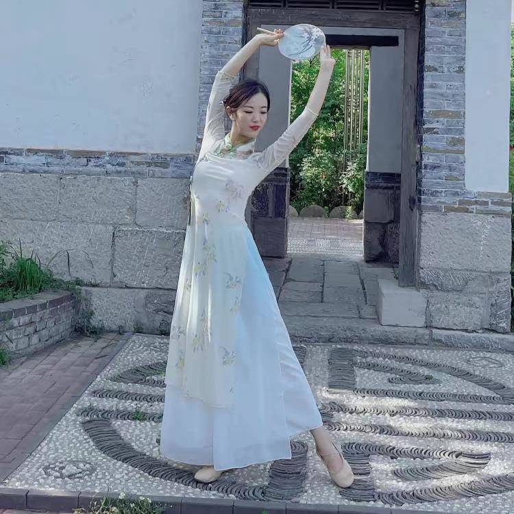 青花瓷古典舞旗袍舞弹中力印花码MAY跳旗袍大裙形体走秀套装国风