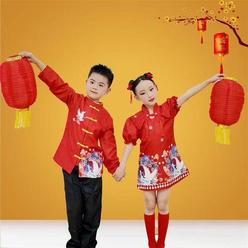 儿童喜庆元旦新年演出服元日红灯笼舞蹈服装欢乐中国年红旗袍服装