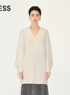 LESS秋季绵羊毛裙子女V领宽松休闲风长袖针织连衣裙2M9G12170