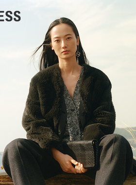 【商场同款】LESS2025年冬新羊毛皮女士休闲皮草外套2PAA15280