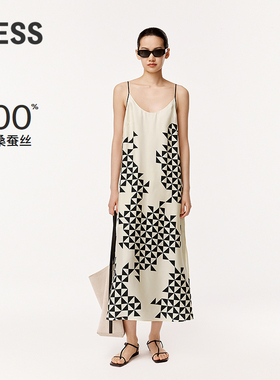 LESS夏季气质桑蚕真丝吊带长款连衣裙直身小A摆度假风2O4G10960