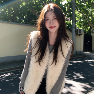 环保皮草皮毛一体羊羔毛马甲女秋冬2026新款无袖背心马夹毛毛外套