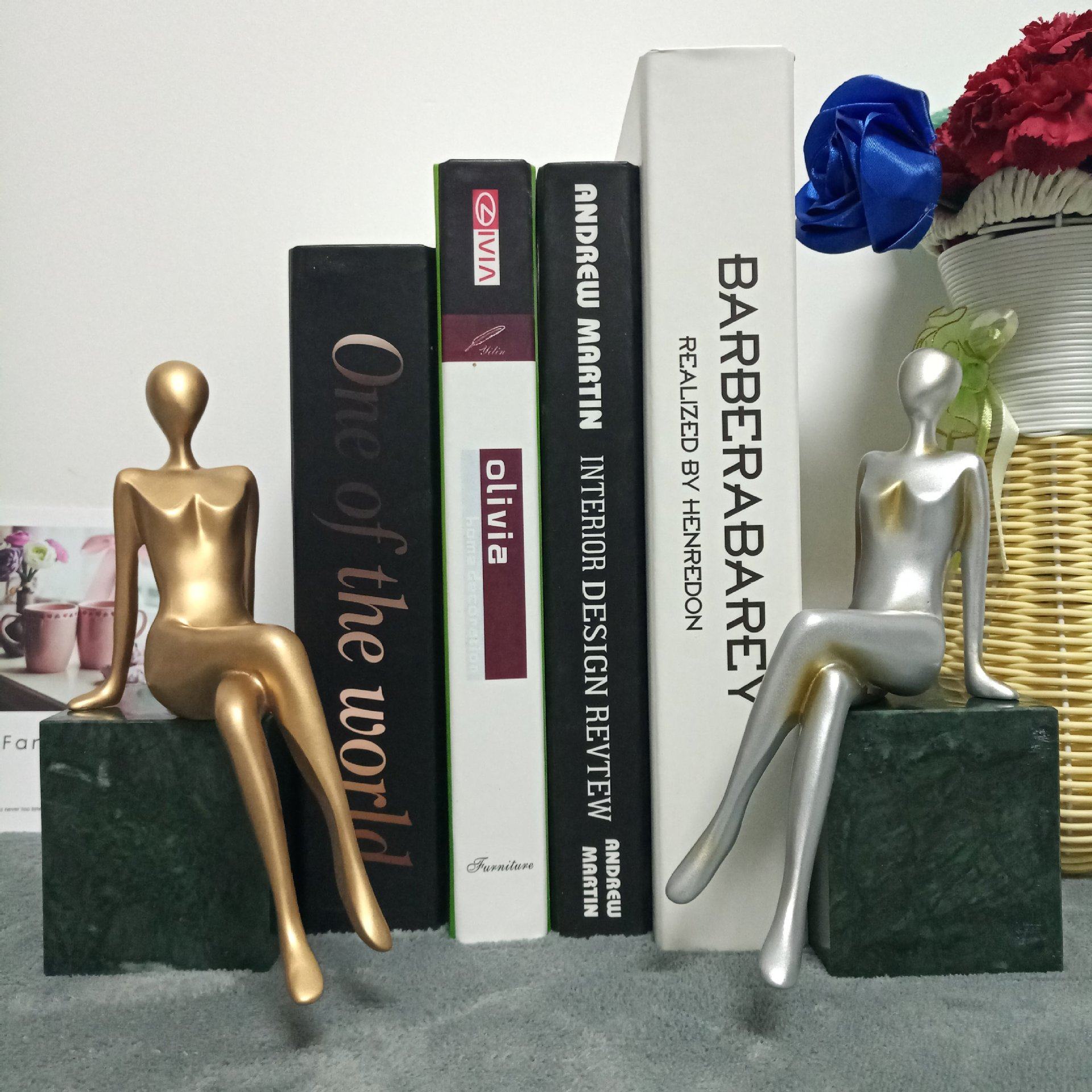 INS风抽象裸女树脂摆件大理石底座创意书档客厅书房办公室摆件