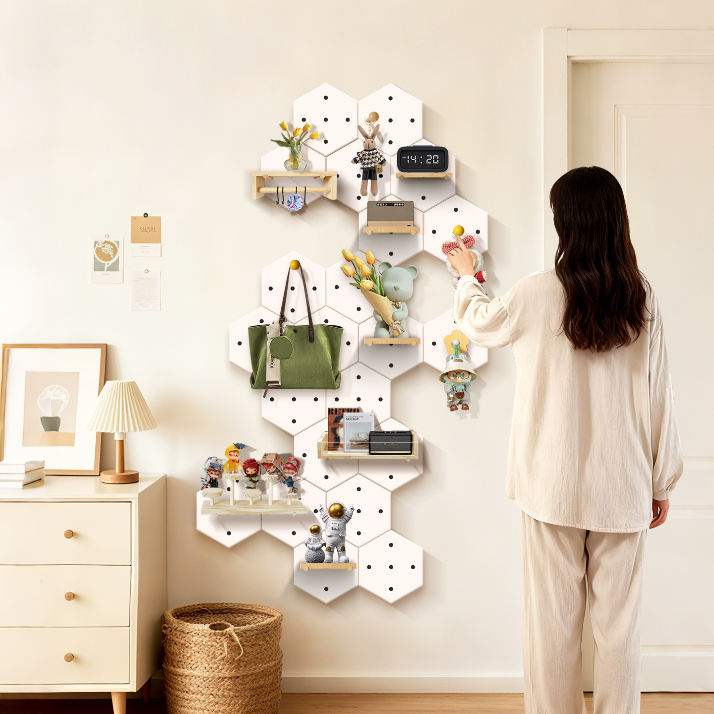 简约风自由组合洞洞板置物架