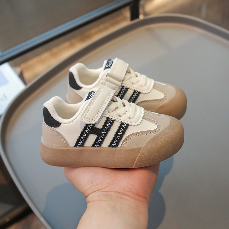 1-6岁儿童软底运动鞋加绒德训鞋