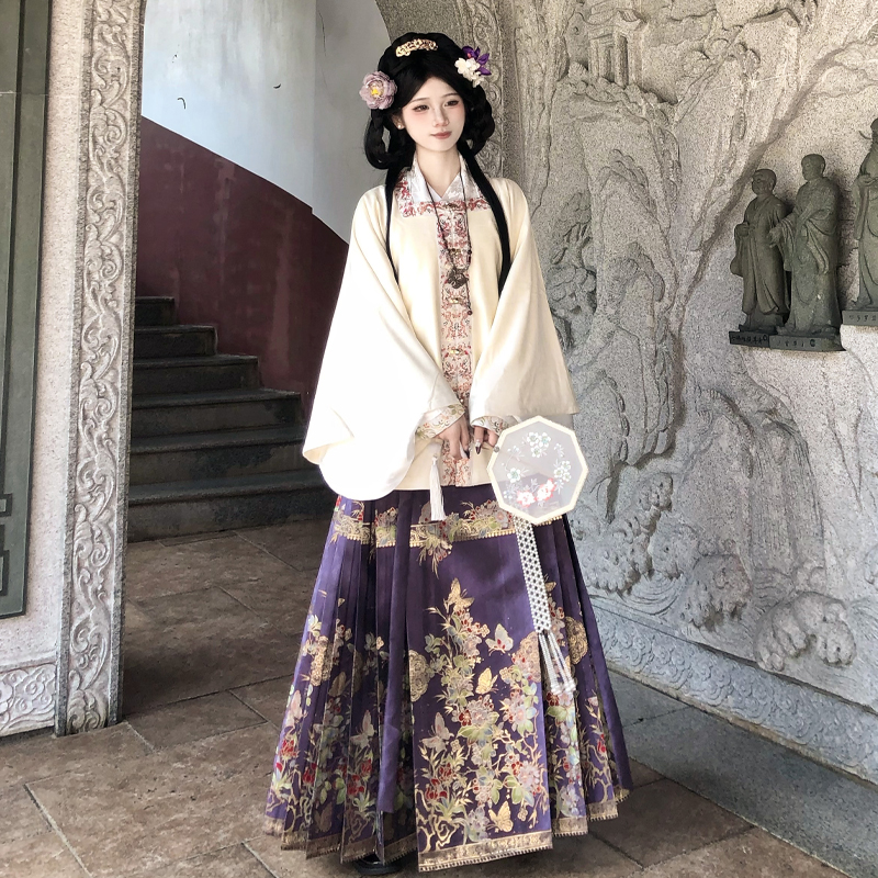 梦桑塔新品汉服冬季加绒丝绒明制对襟短袄保暖马面裙妆花蝴蝶紫色