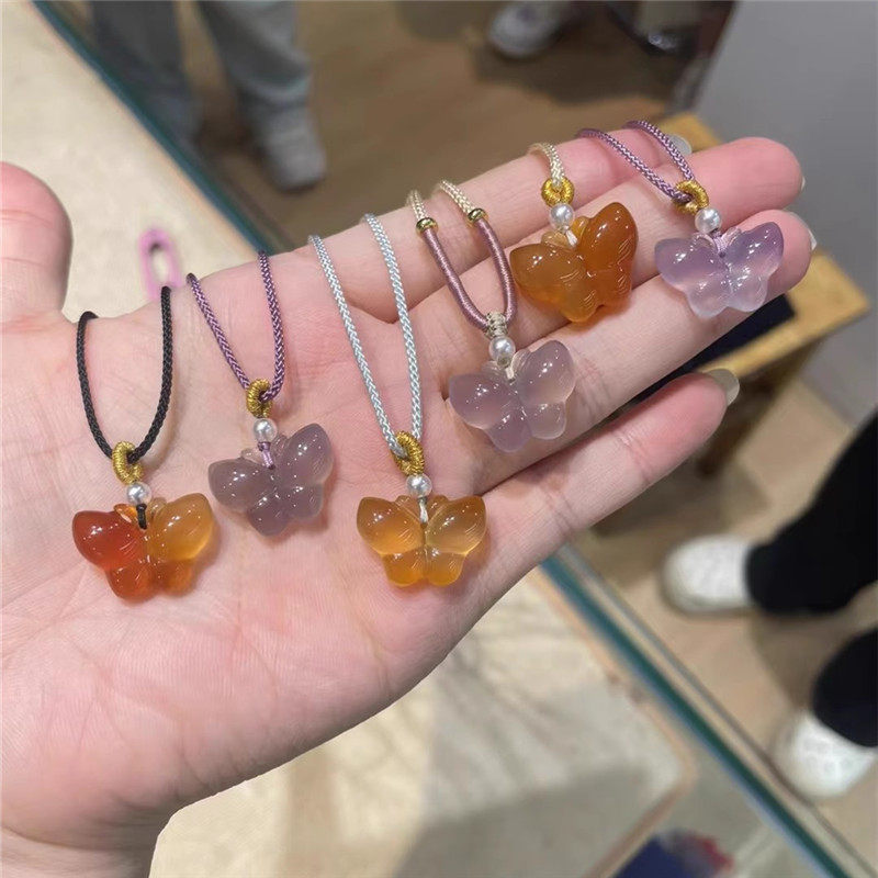 天然精品玛瑙蝴蝶吊坠玉髓挂件毛衣链饰品情侣项链