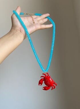 夏季新款海滩简约小众沙滩度假风螃蟹吊坠项链夸张街舞嘻哈配饰女