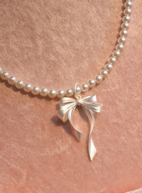 法式珍珠蝴蝶结项链女轻奢气质锁骨链小众高级感2025秋冬新款颈链
