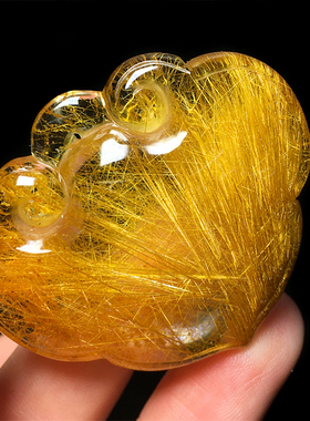 天然金发晶钛晶雕刻貔貅手把件