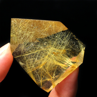 天然金发晶随形原石打磨钛晶花矿物晶体黄铜发原矿家居装 饰品摆件