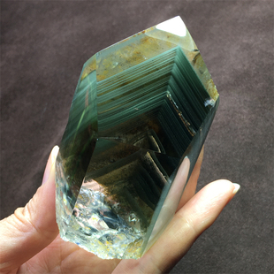 新品天然绿幽灵水晶柱子千层金字塔柱原石标本摆件晶体通透装饰品